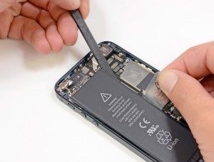 iPhone-6-needs-hardware-not-software-battery-innovation