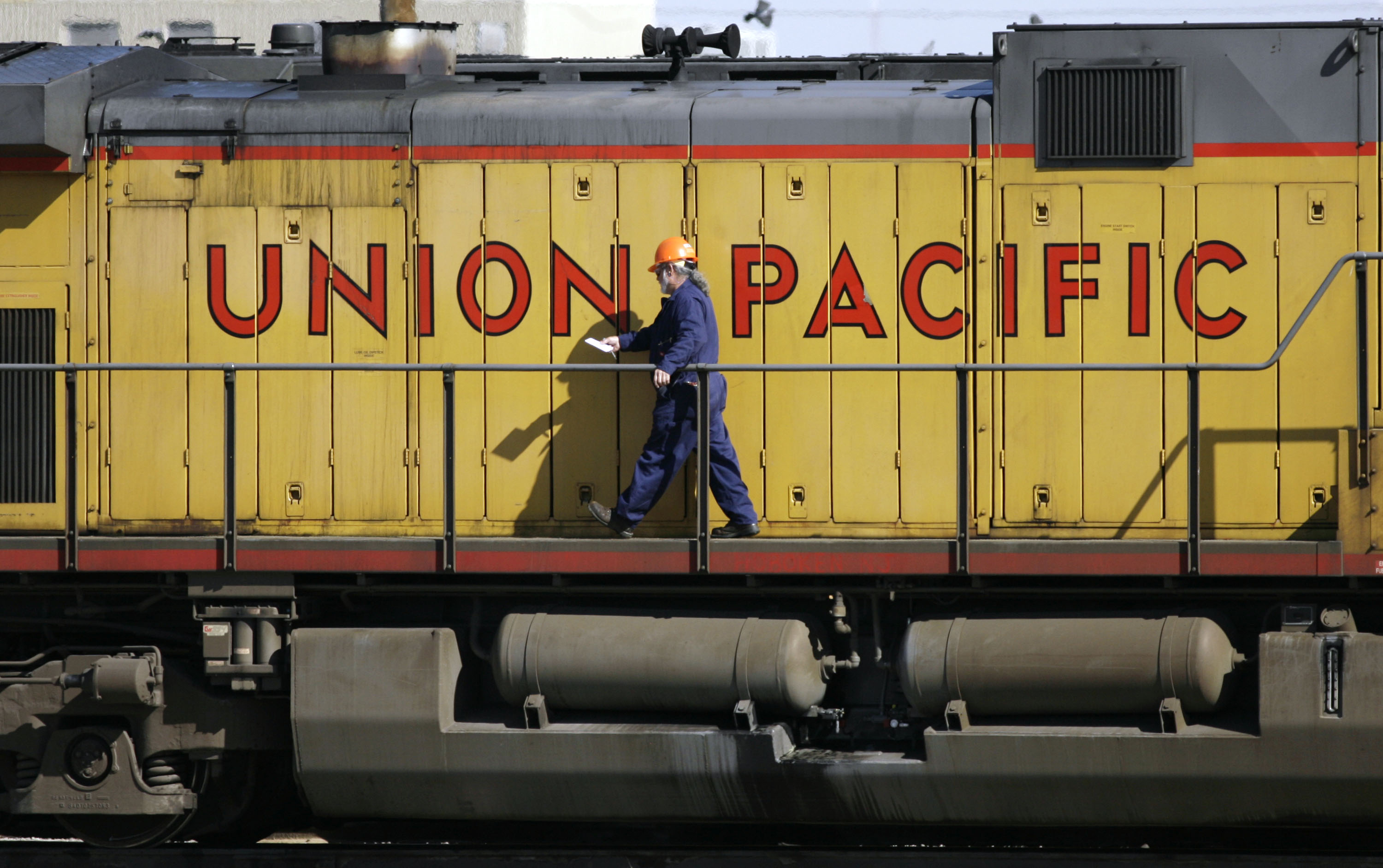 Stocks of Union Pacific Corporation (NYSEUNP) Flying High Credit