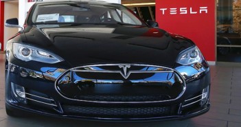 Electronic Car Maker Telsa Reports Quarterly Earnings